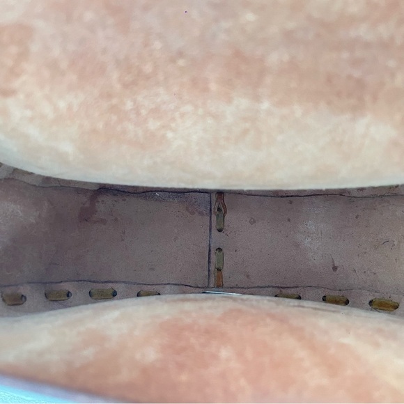 Vintage Tooled Leather Rose Embossed Shoulder Bag - Picture 4 of 7